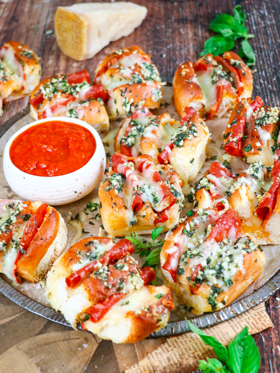 Garlic Knot Pizza Sliders (Easy Weeknight Dinner)
